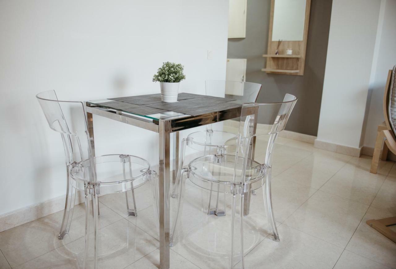 Apartamento Cala De Nerja-Lovely Екстериор снимка